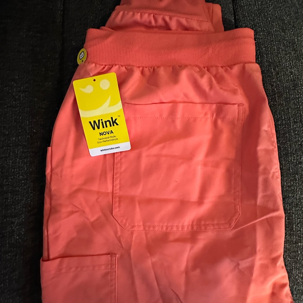 Wink Suga Coral Scrub Pants